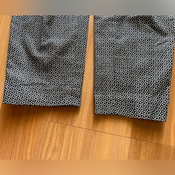 Ann Taylor Loft Black and White Julie Ankle Pants Size 2 - Picture 12 of 12